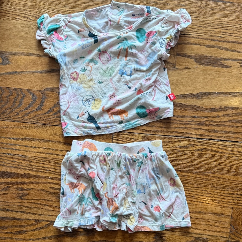 Magnetic Me Kids Pajama Set with Animal and Nature Print-runs small IMO